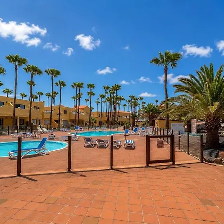 Guestready - Retreat With Pool And Garden Views Daire